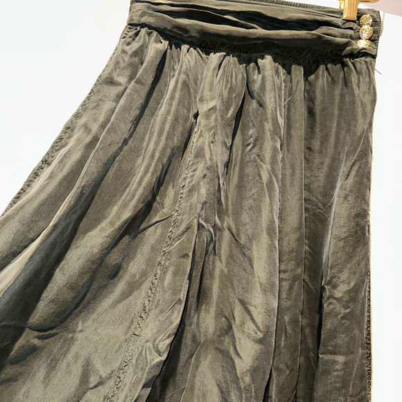 Forest Green 100% silk skirt - Picture 2 of 8